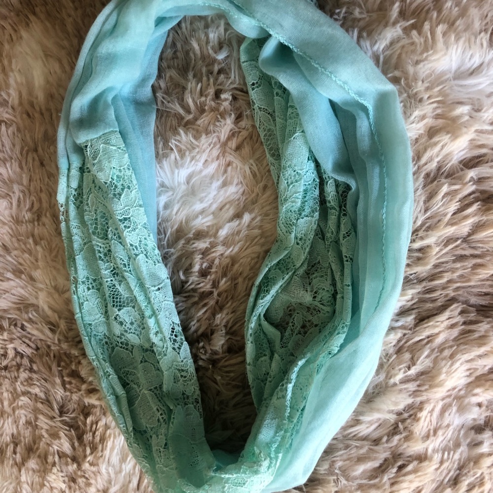 Light blue scarf